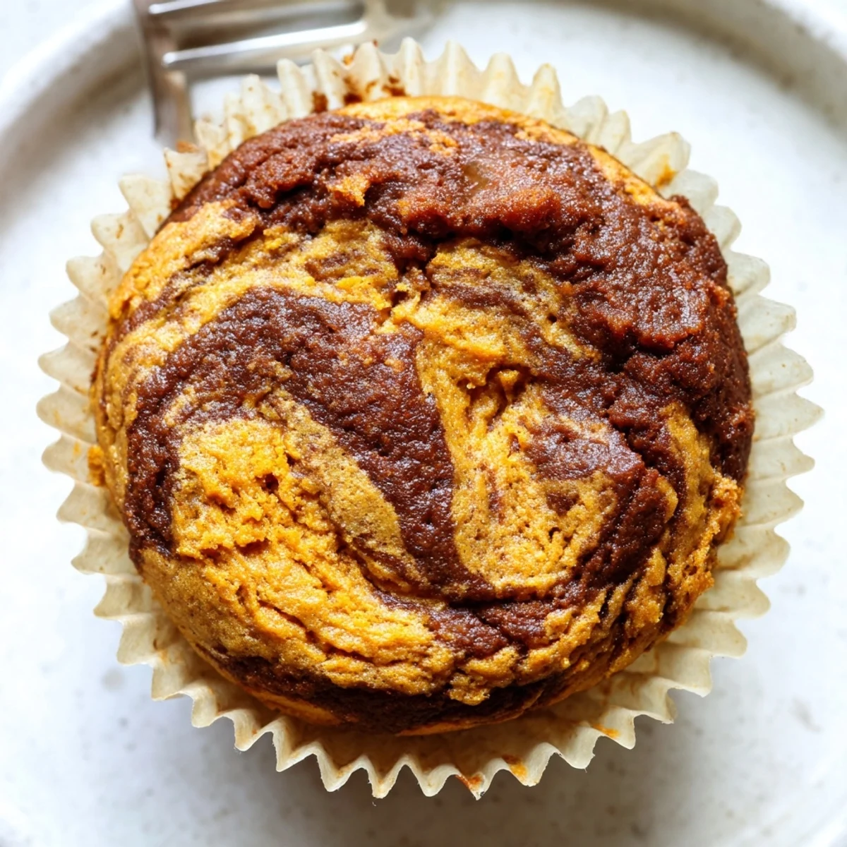Fluffy gingerbread pumpkin muffin swirls, perfect for cozy autumn breakfasts and gatherings.  