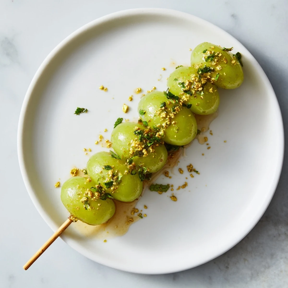 Vibrant grapes of luck skewers, each skewer holds twelve sweet, ready-to-eat grapes.