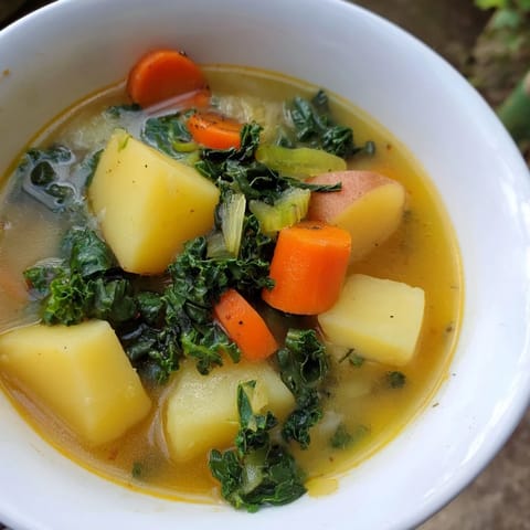 Vegetarian Potato Kale Soup